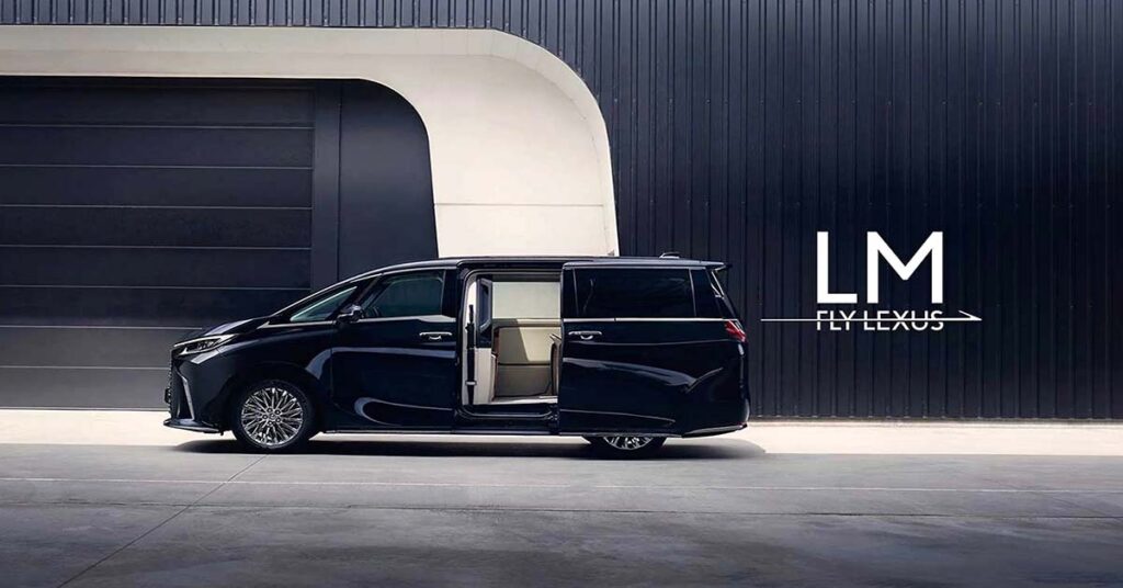 2023-lexus-lm-car-chapter-hero-fly-lexusLexus LM