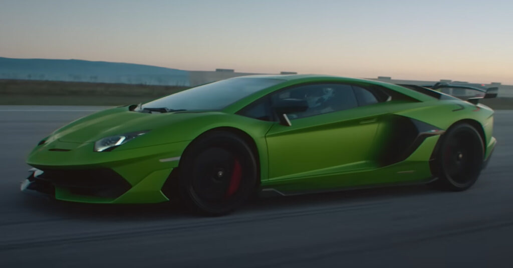 Lamborghini Aventador